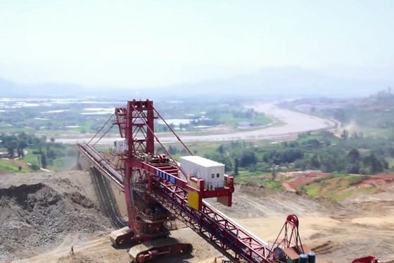 Heavy Duty Crawler Transfer Conveyor Material ทุ่นระเบิดแบบเปิด