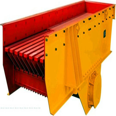เครื่องป้อนสำหรับงานหนักแบบสั่นที่กำหนดเองสำหรับการลำเลียงแร่ Opencast Mines