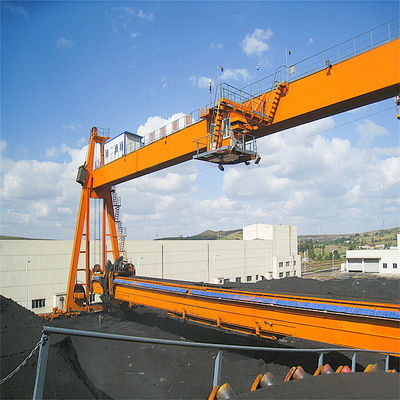 Gantry Type รวมถังล้อ Stacker Reclaimer สำหรับ Stockyard